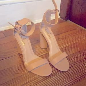 Lulus nude heels